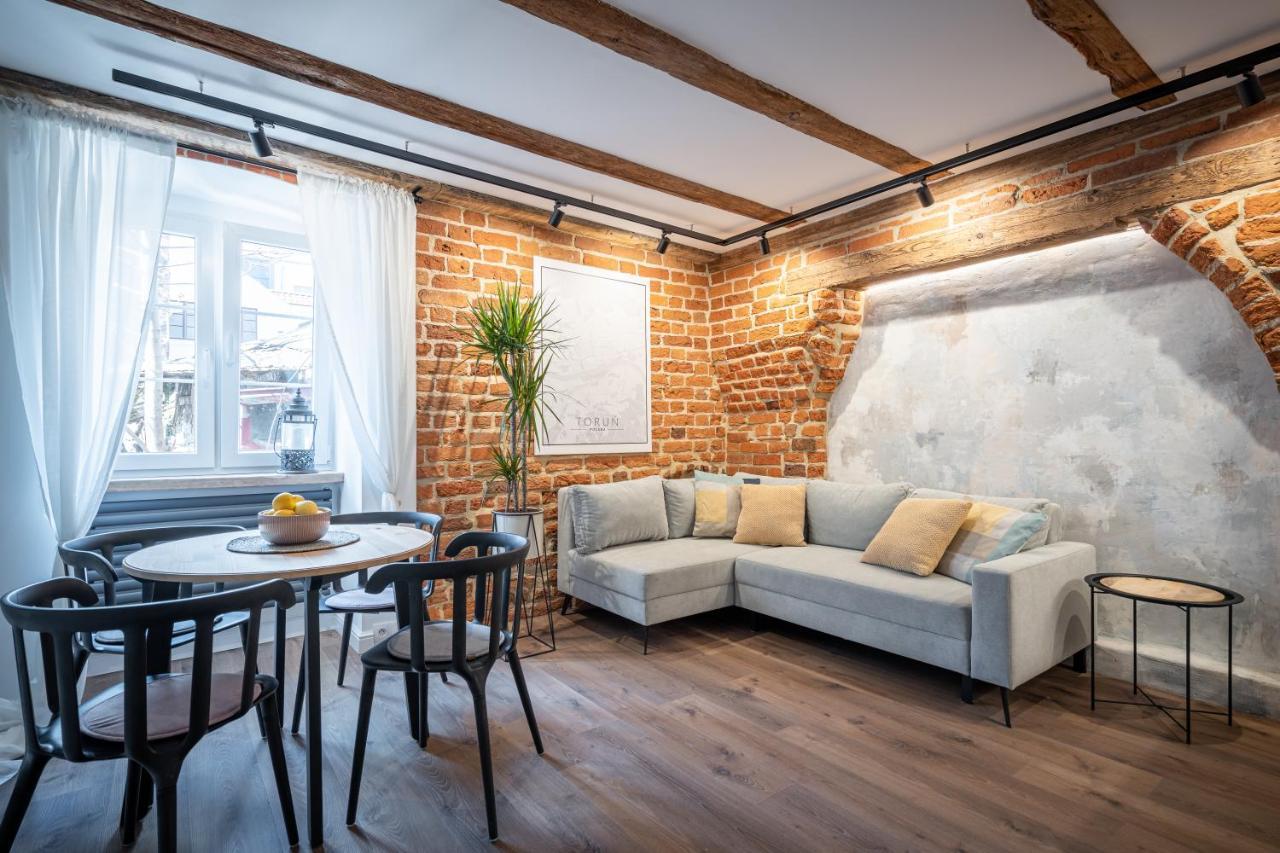 Apartamenty Stare Cegly Thorn Exterior foto