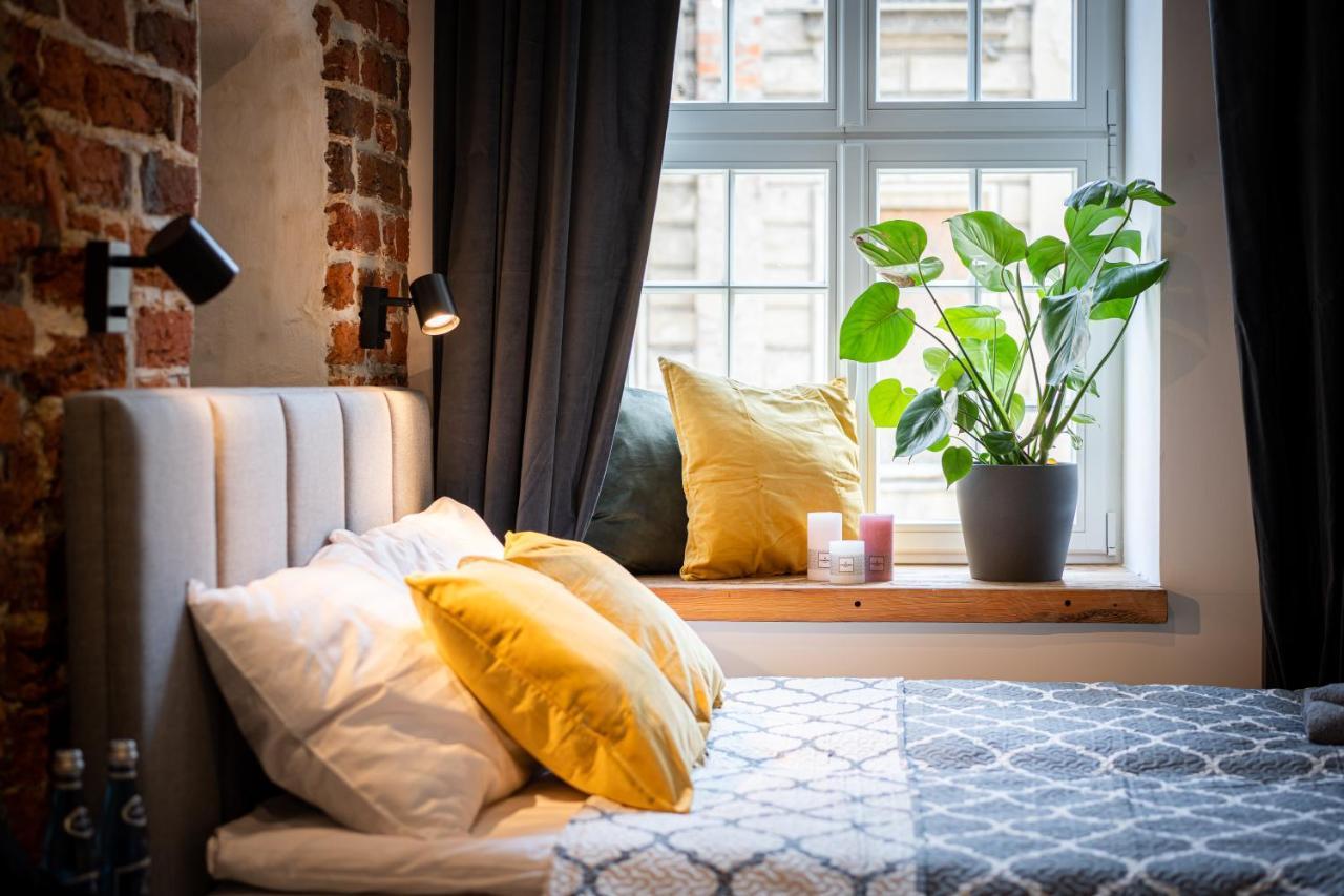 Apartamenty Stare Cegly Thorn Exterior foto