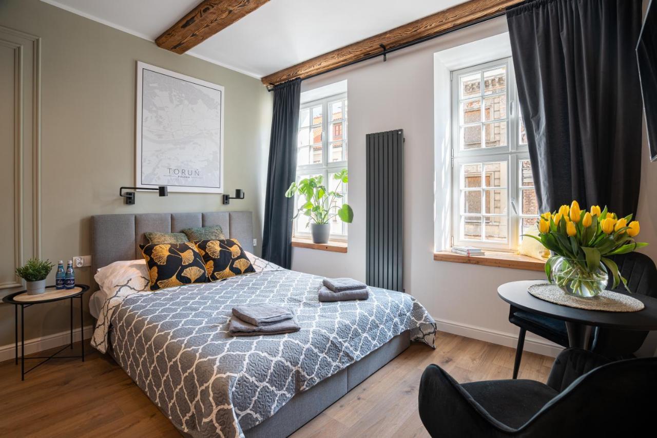 Apartamenty Stare Cegly Thorn Exterior foto
