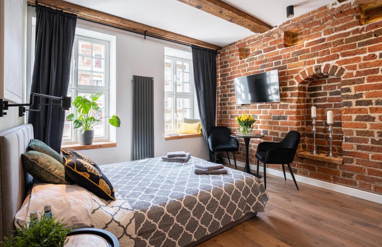 Apartamenty Stare Cegly Thorn Exterior foto